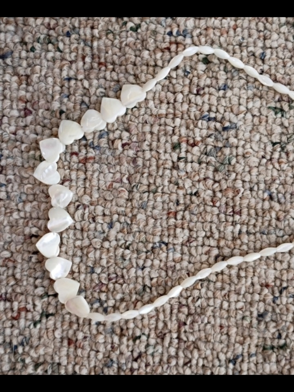 White Mother-of-Pearl Heart Bead Necklace